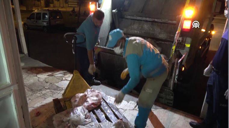 Bayram öncesi mide bulandıran görüntüler! Yakalanmasa vatandaşa yedireceklerdi 4